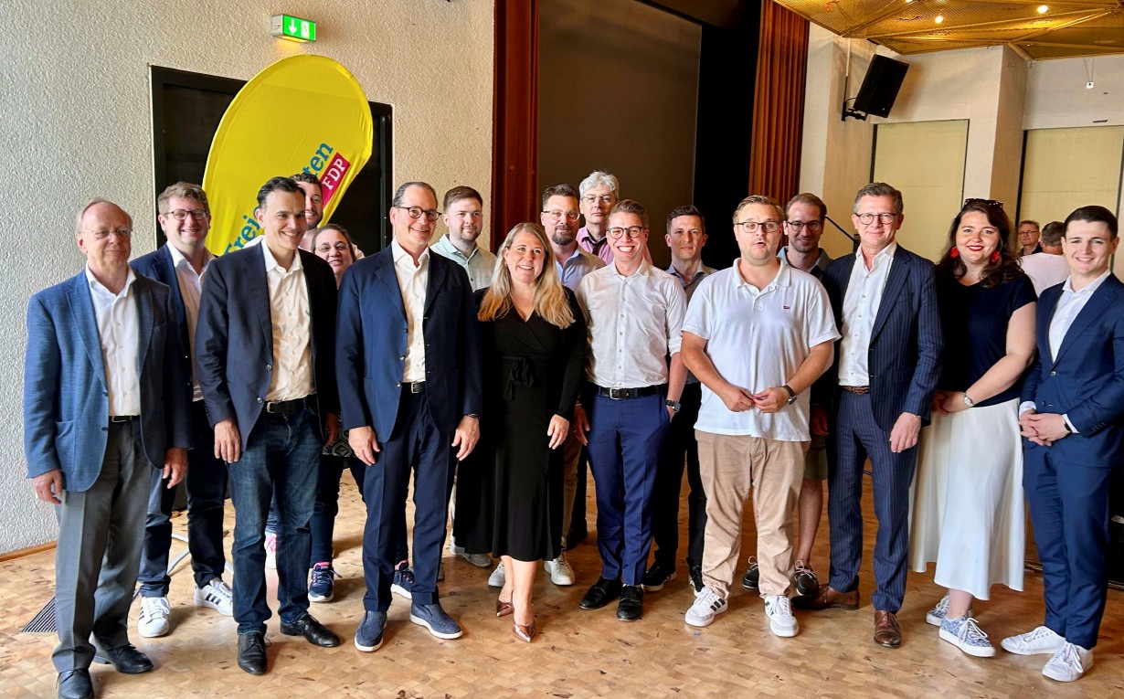 Personen aus dem Hessischen Landesverband und vorallem aus der Region Rhein Main der FDP